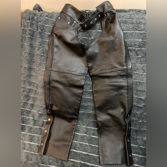 Women’s leather chaps black with snaps & braid detail - Picture 1 of 5
